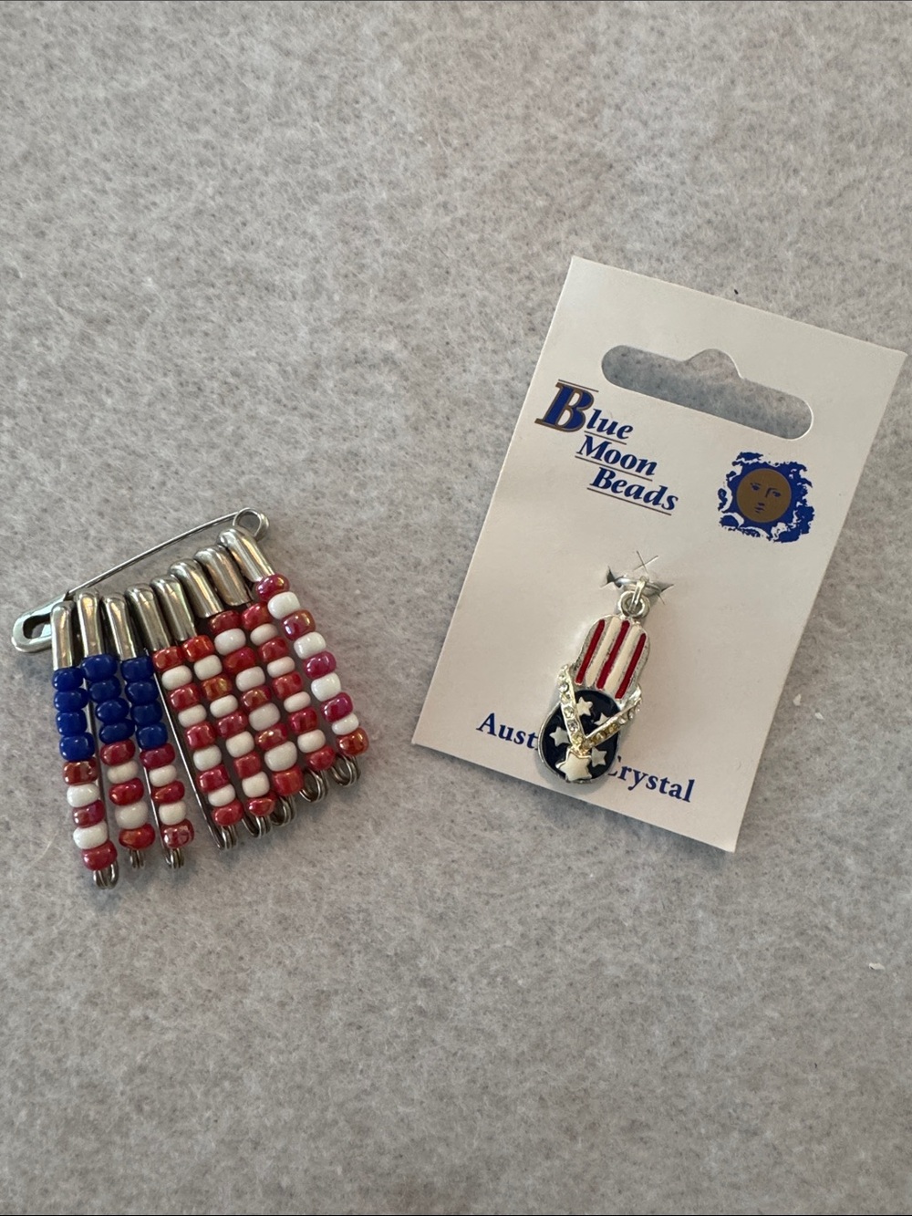 Vintage Patriotic Bead Pin & American Flag Flip-Flop Charm